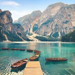 De roeibootjes van Lago di Braies