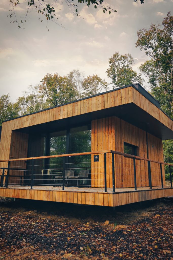 Forest Cube, moderne cabins in Oignies (Viroinval)