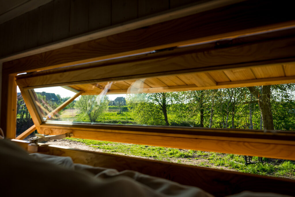 Uitzicht vanuit ons bed in de ochtend.